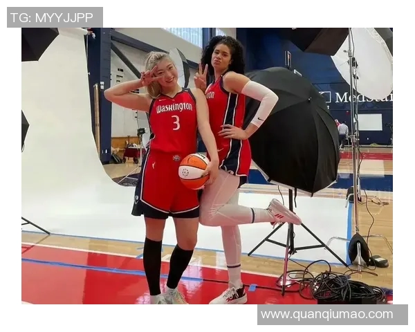 米兰与曼联激战正酣赛果揭晓引发球迷热议